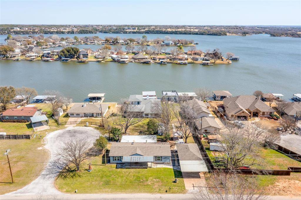 1708 E Apache Trail, Granbury, TX 76048
