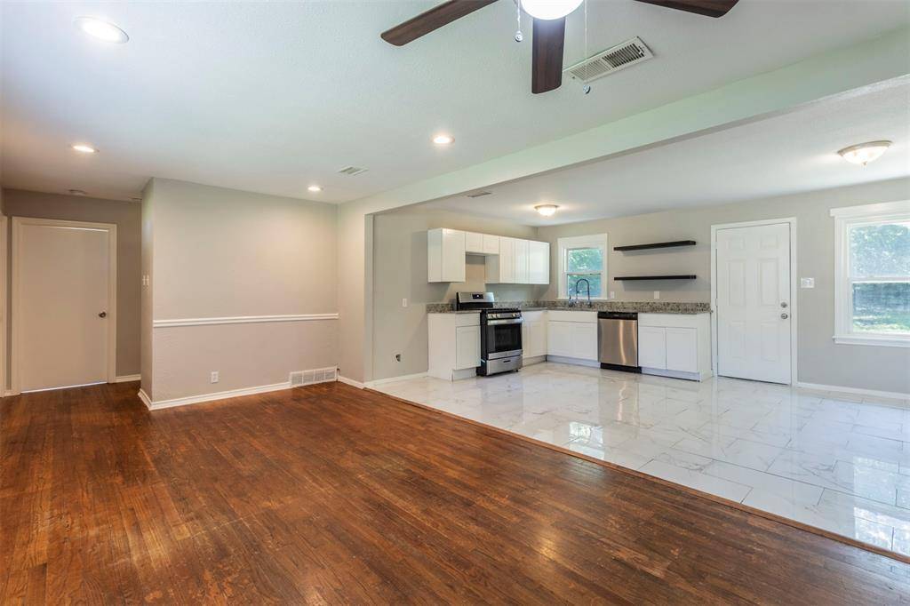 Arlington, TX 76010,1610 Florence Street