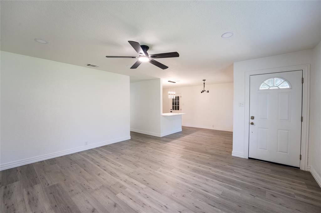 Sherman, TX 75090,1620 E King Street