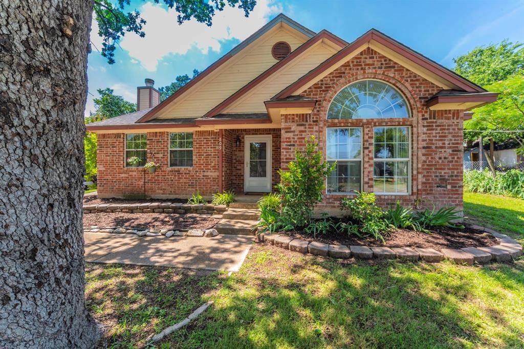 809 W Ball Street, Weatherford, TX 76086