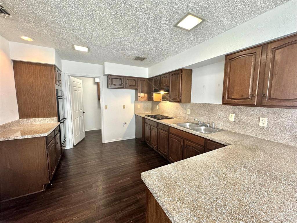 Dallas, TX 75243,13217 Fall Manor