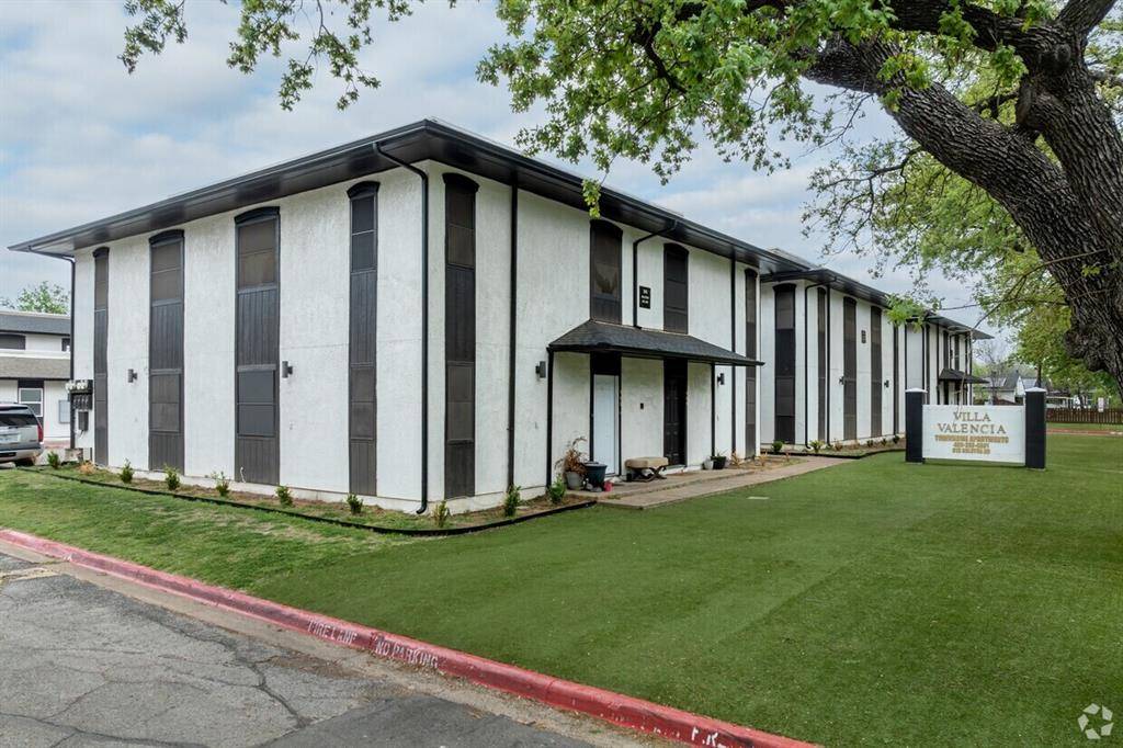 Irving, TX 75060,313 Rolston Road #307-102