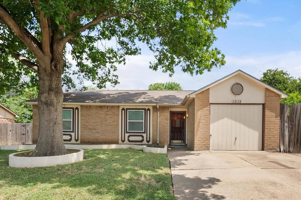 Arlington, TX 76014,2325 Wildbriar Drive