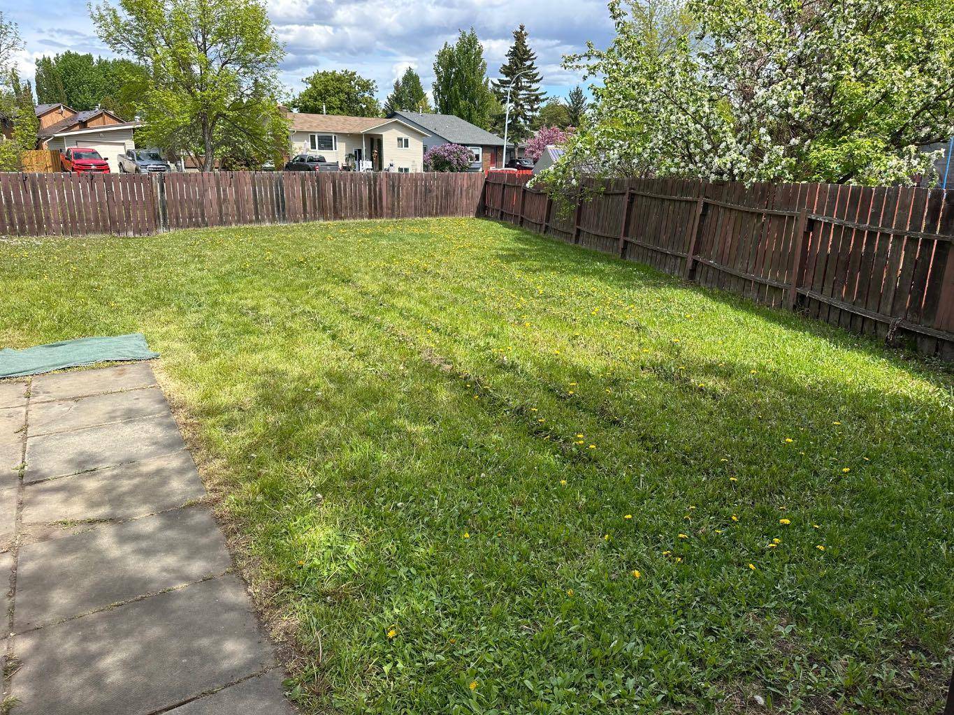 Grande Prairie, AB T8V 5T6,7113 99A ST