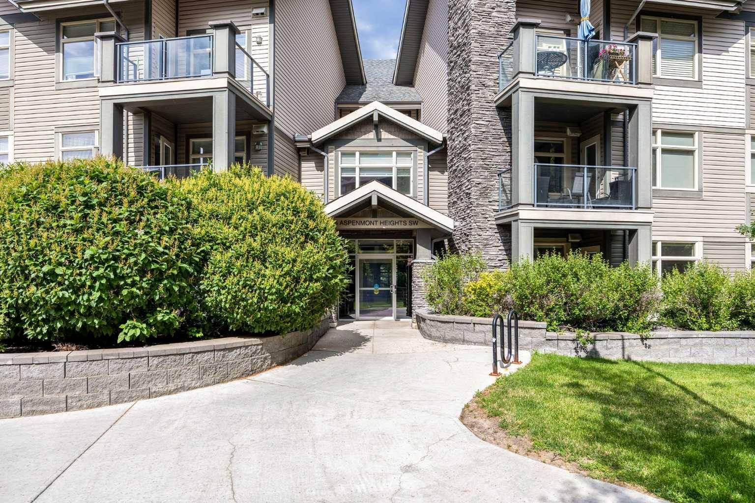 Calgary, AB T3H0E5,35 Aspenmont HTS Southwest #223