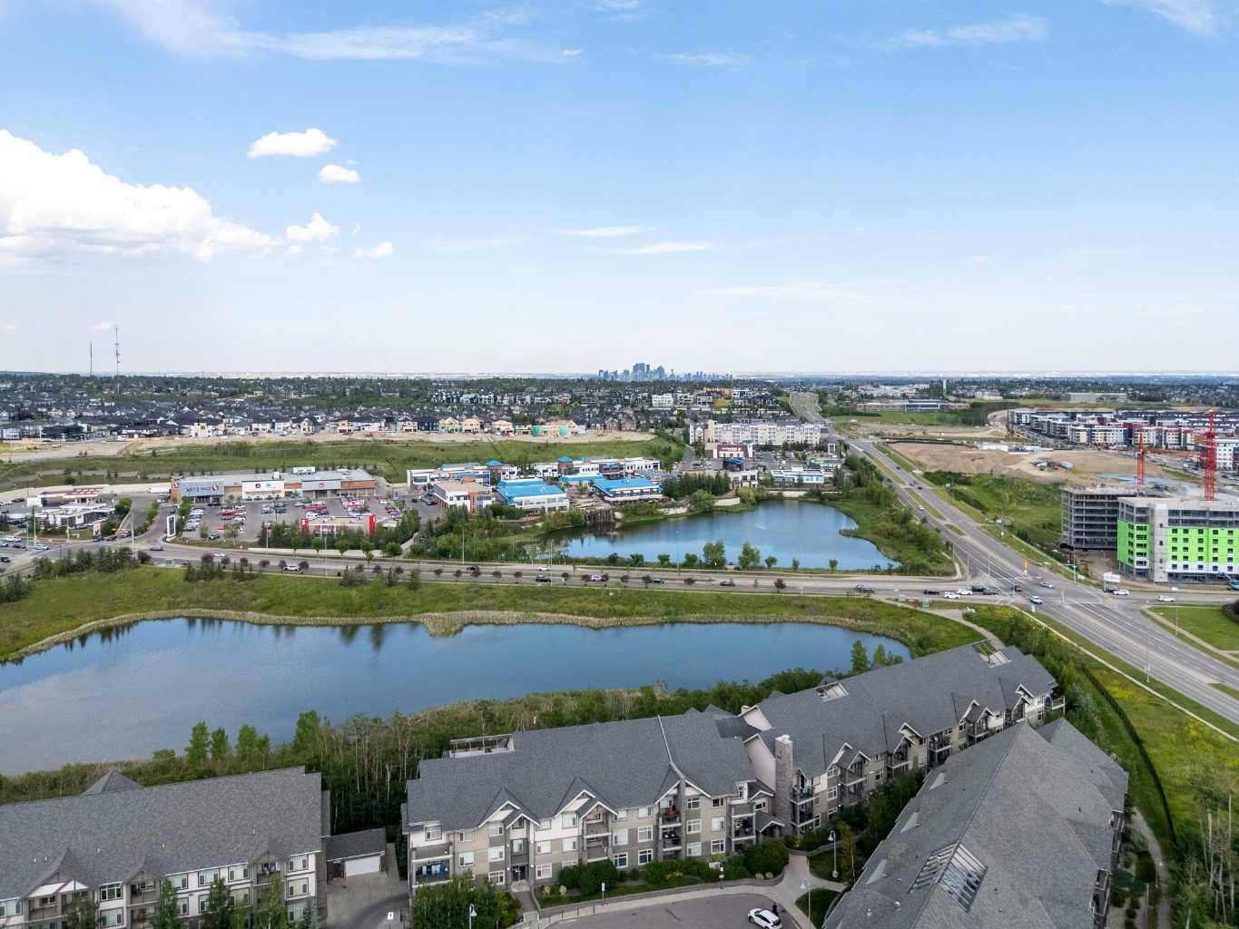 Calgary, AB T3H0E5,35 Aspenmont HTS Southwest #223