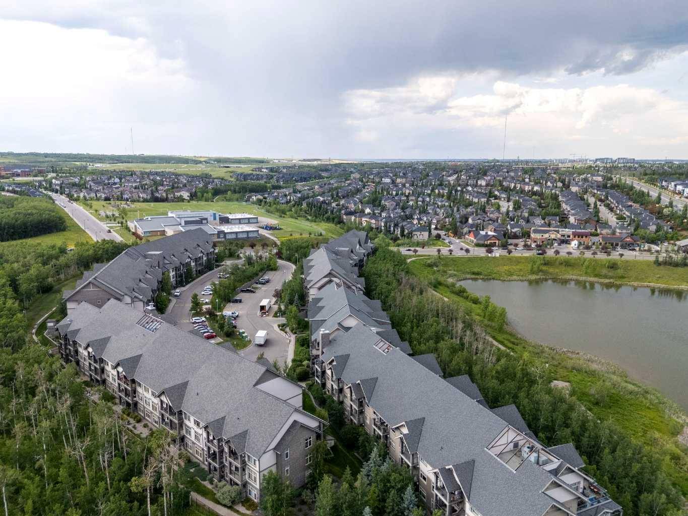 Calgary, AB T3H0E5,35 Aspenmont HTS Southwest #223