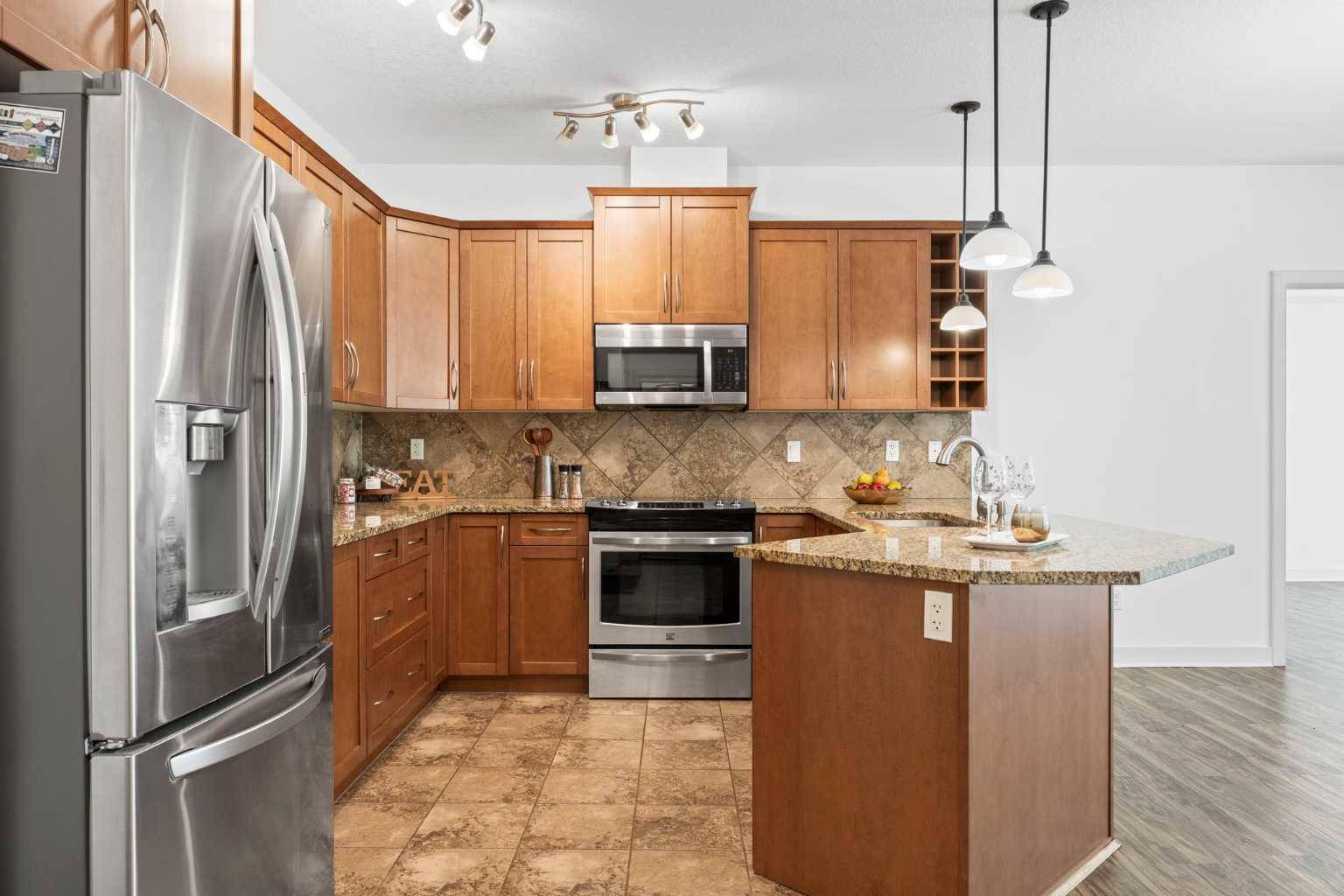 Calgary, AB T3H0E5,35 Aspenmont HTS Southwest #223