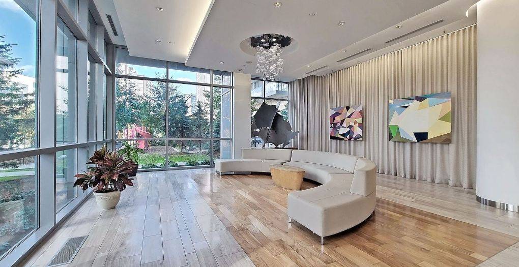 Toronto C15, ON M2J 1M6,62 Forest Manor RD #306