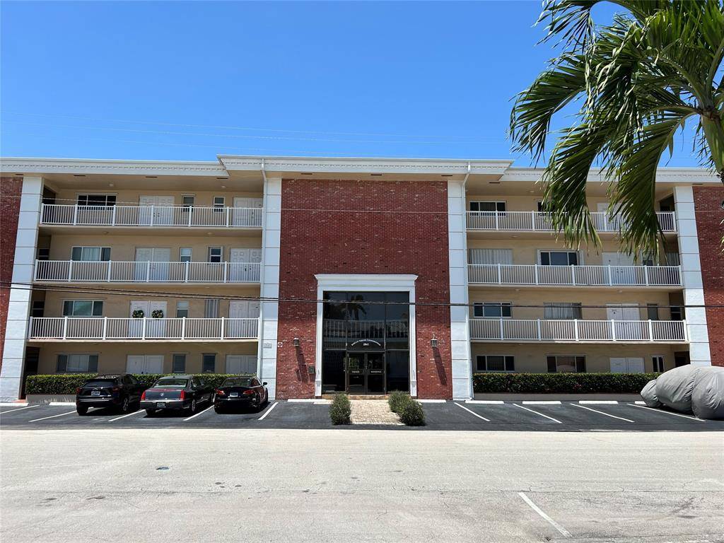 Fort Lauderdale, FL 33306,2841 NE 33rd Ct #305