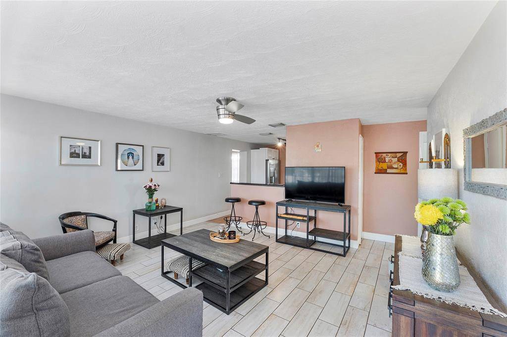 Pompano Beach, FL 33064,1427 NE 30th St