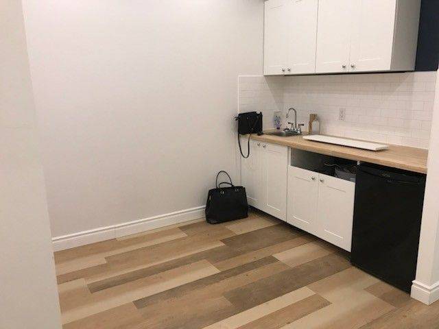 Vaughan, ON L4H 2R1,8077 Islington AVE #204