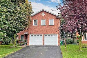 7378 Cloverleaf CT #Bsmt, Mississauga, ON L5N 6N3