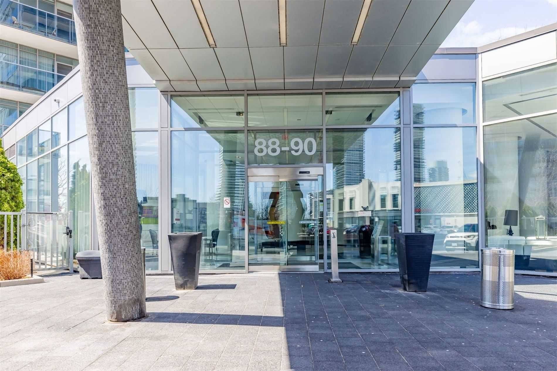Toronto W06, ON M8Y 0B5,88 Park Lawn RD #1010