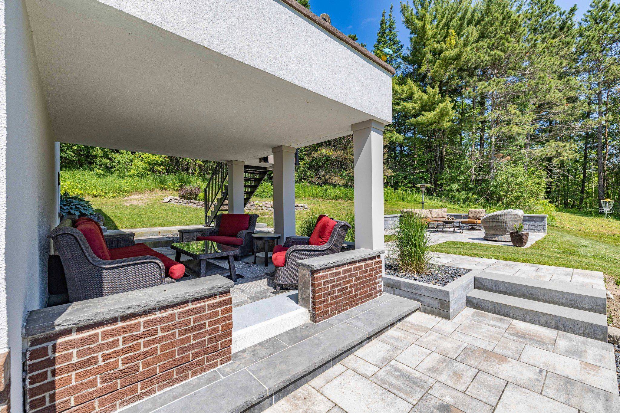 Mono, ON L9W 6H2,12 Goulding LN