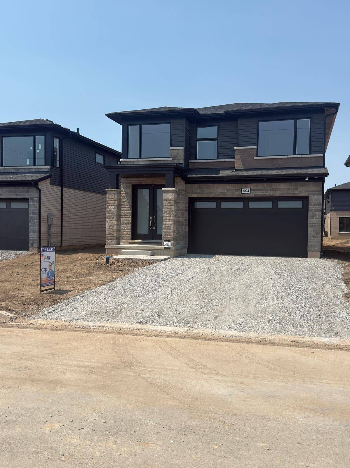 Fort Erie, ON L2A 0H3,1031 Alliston AVE