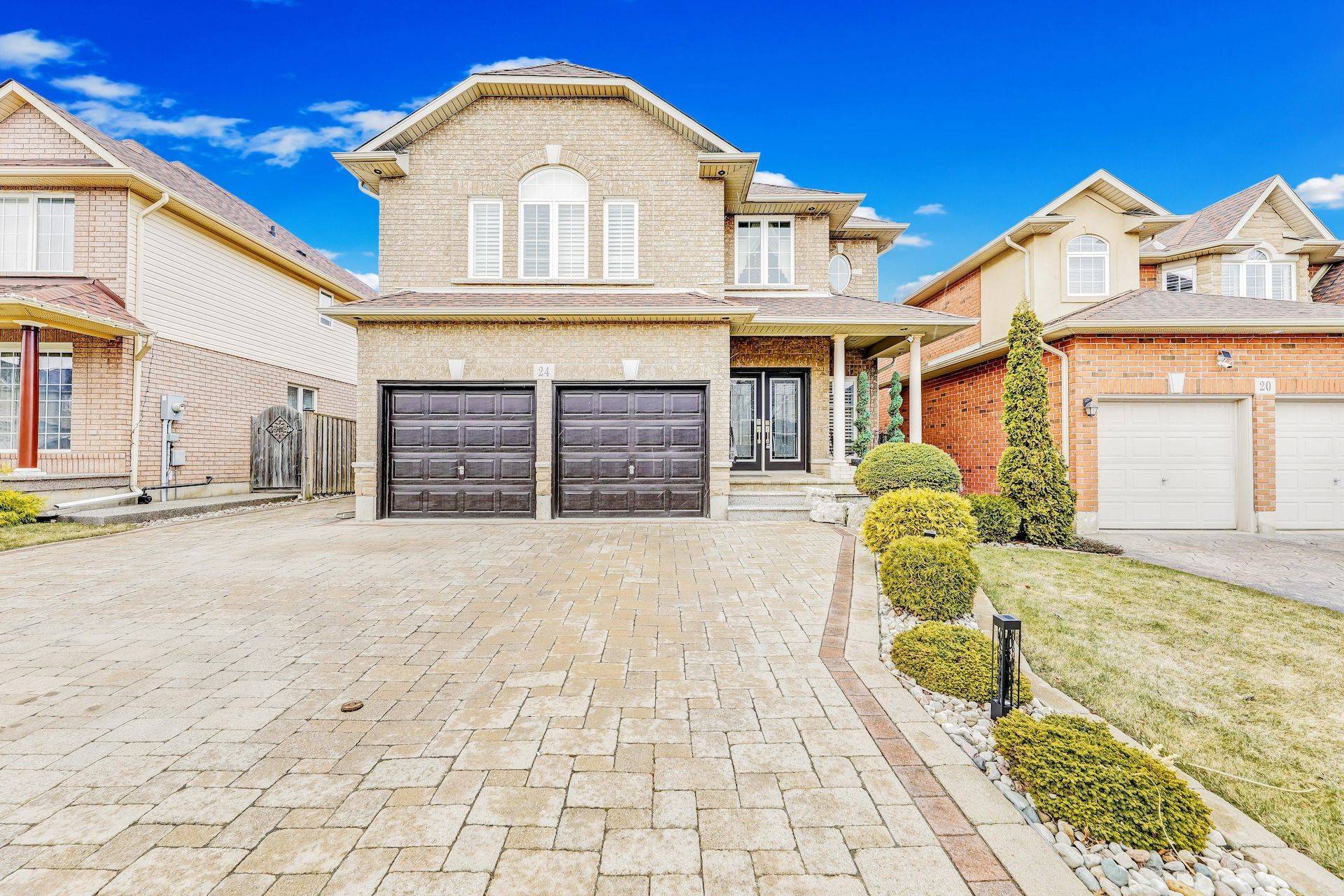 24 Simpson AVE, Hamilton, ON L0R 1P0