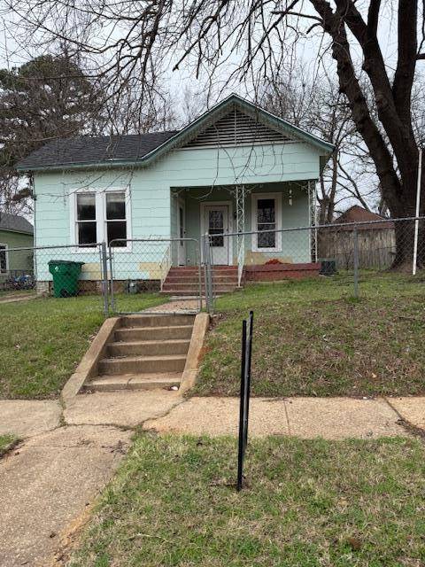 309 W Green Street, Palestine, TX 75801