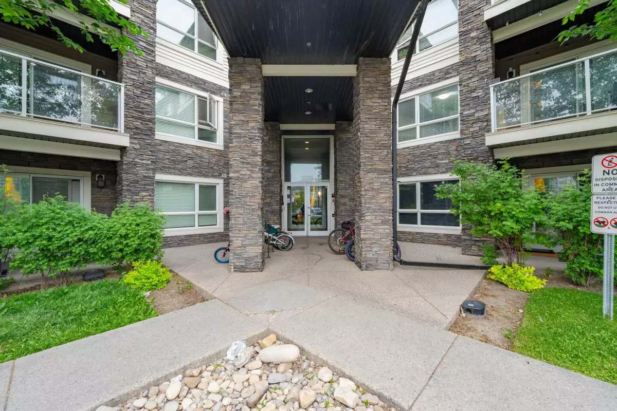Calgary, AB T3N0P4,240 Skyview Ranch RD NE #3107