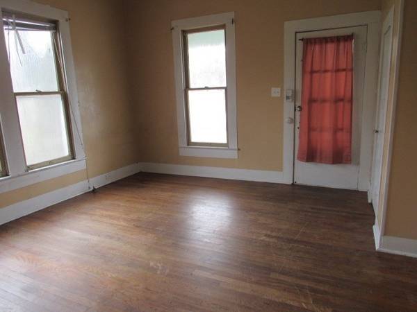 309 W Green Street, Palestine, TX 75801