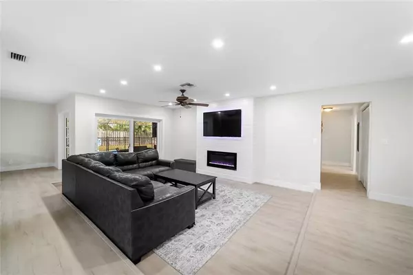 Coral Springs, FL 33071,1579 NW 84th Dr