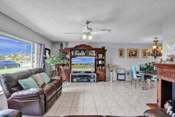 Tamarac, FL 33321,9516 NW 80th Ct
