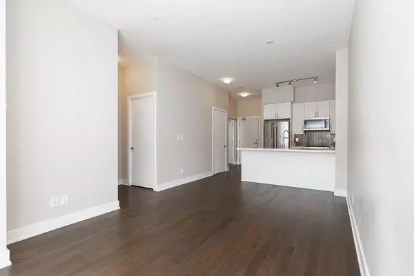 Mississauga, ON L5B 0E3,4011 Brickstone Mews #4809 (LPH09)