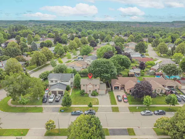 Kitchener, ON N2P 1S2,73 Pathfinder CRES