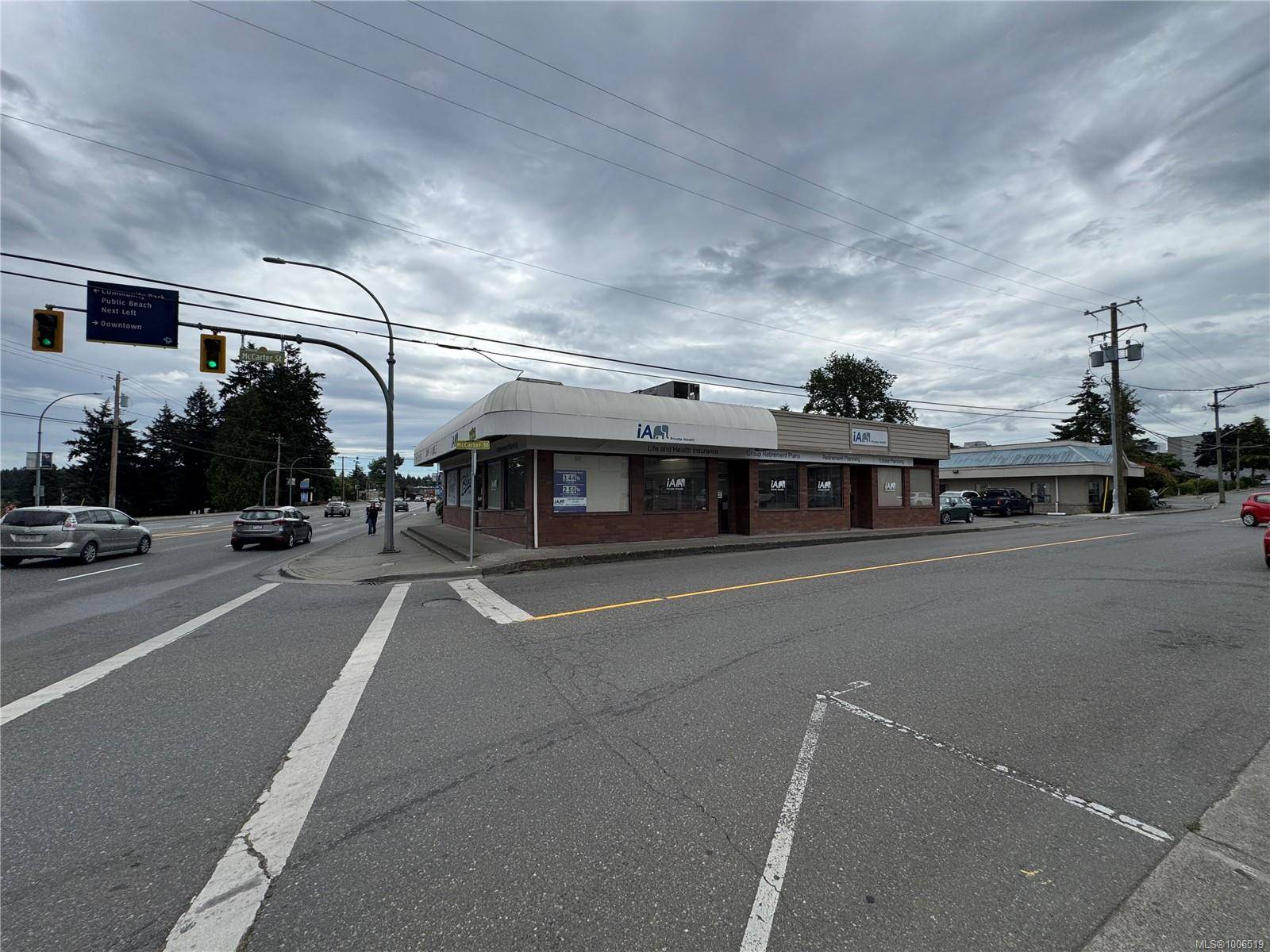 Parksville, BC V9P 2G3,166 Island Hwy E