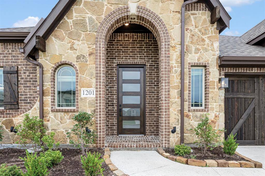 Desoto, TX 75115,1201 Joseph Earl Drive