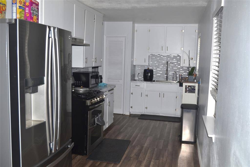 Azle, TX 76020,372 Shoreline Drive