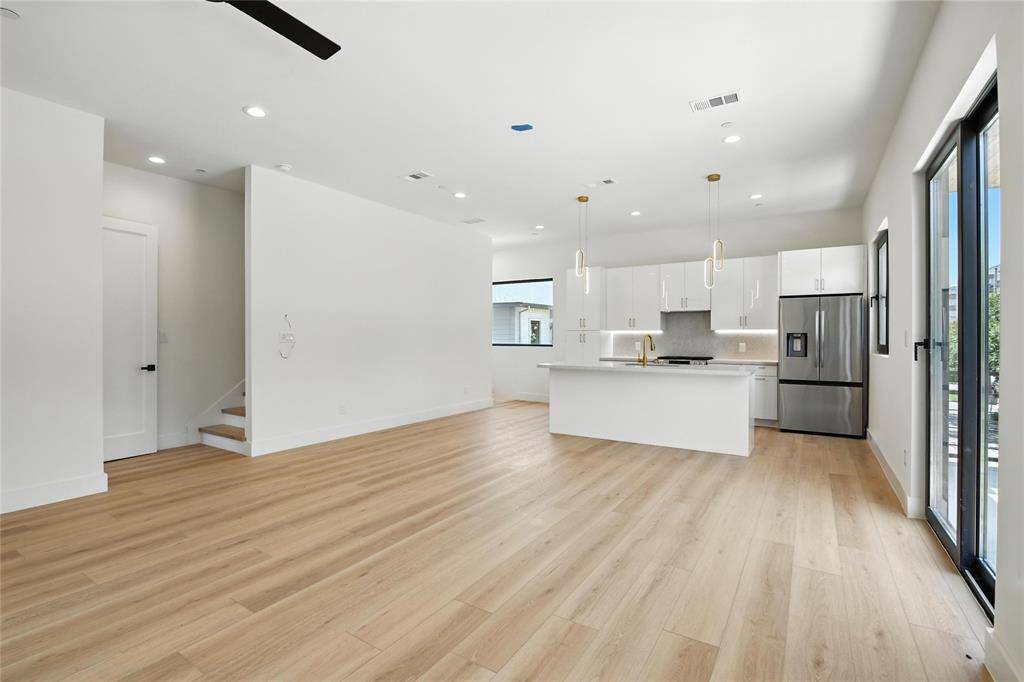 Dallas, TX 75206,1425 N Garrett Avenue #102