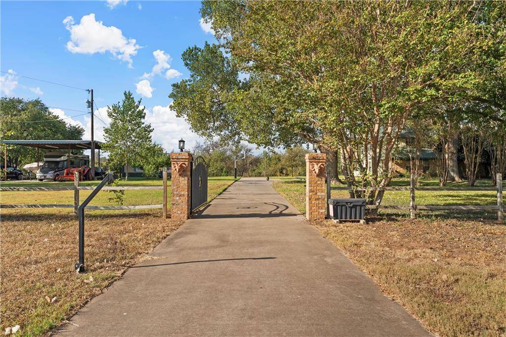 Waco, TX 76705,3716 River Bend Lane