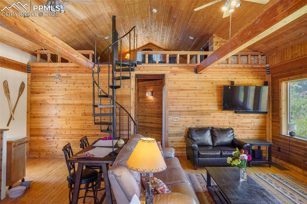 Manitou Springs, CO 80829,18 Fountain PL