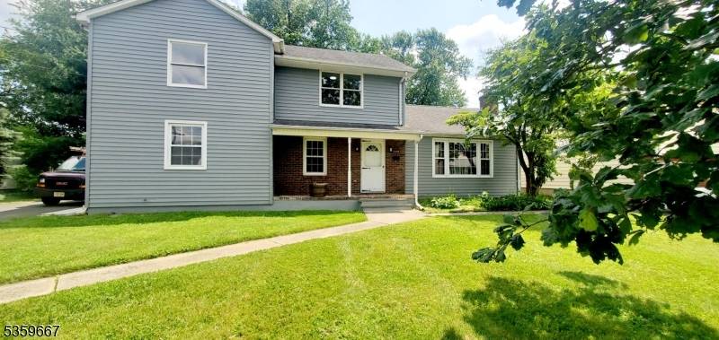 308 Codrington Pl, Bound Brook Boro, NJ 08805