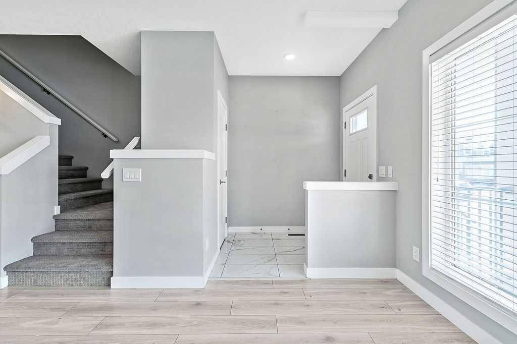 Calgary, AB T3P 1M2,1254 Carrington BLVD NW