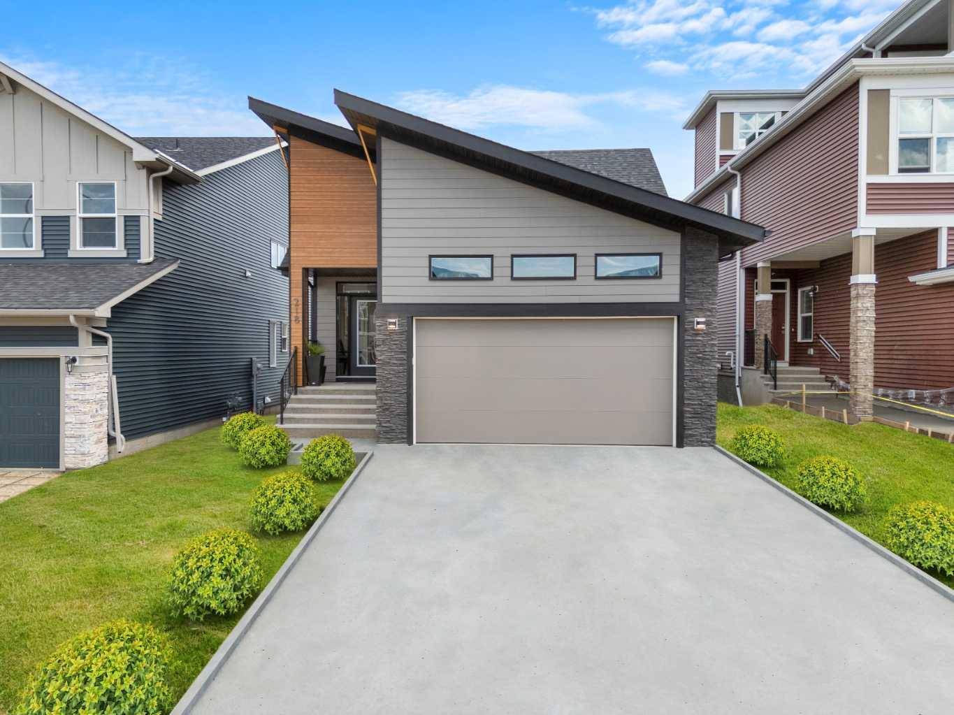 Calgary, AB T3R 2G2,218 Mitchell Heath Northwest