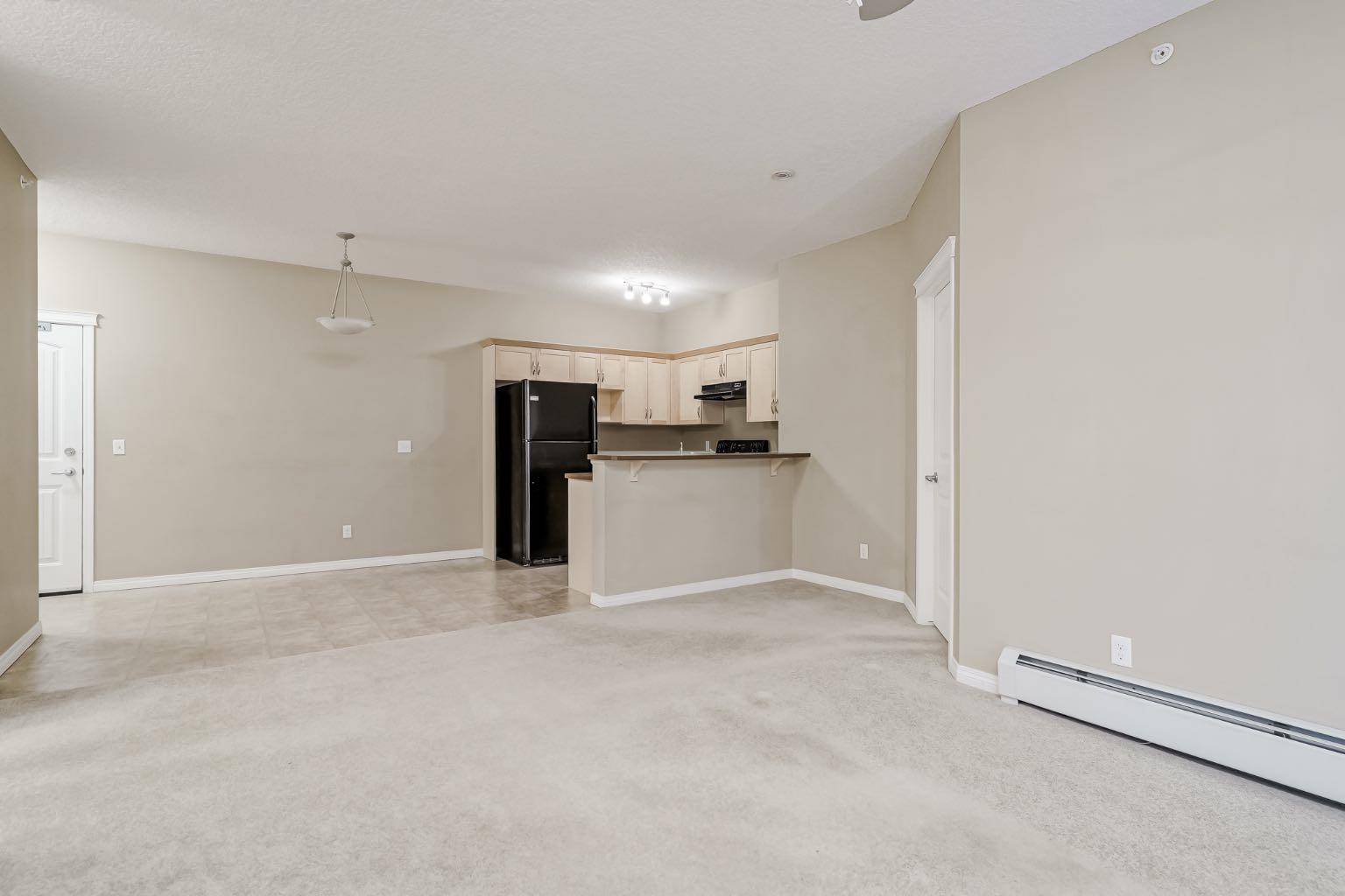 Calgary, AB T3K0W5,10 Country Village PARK Northeast #3417