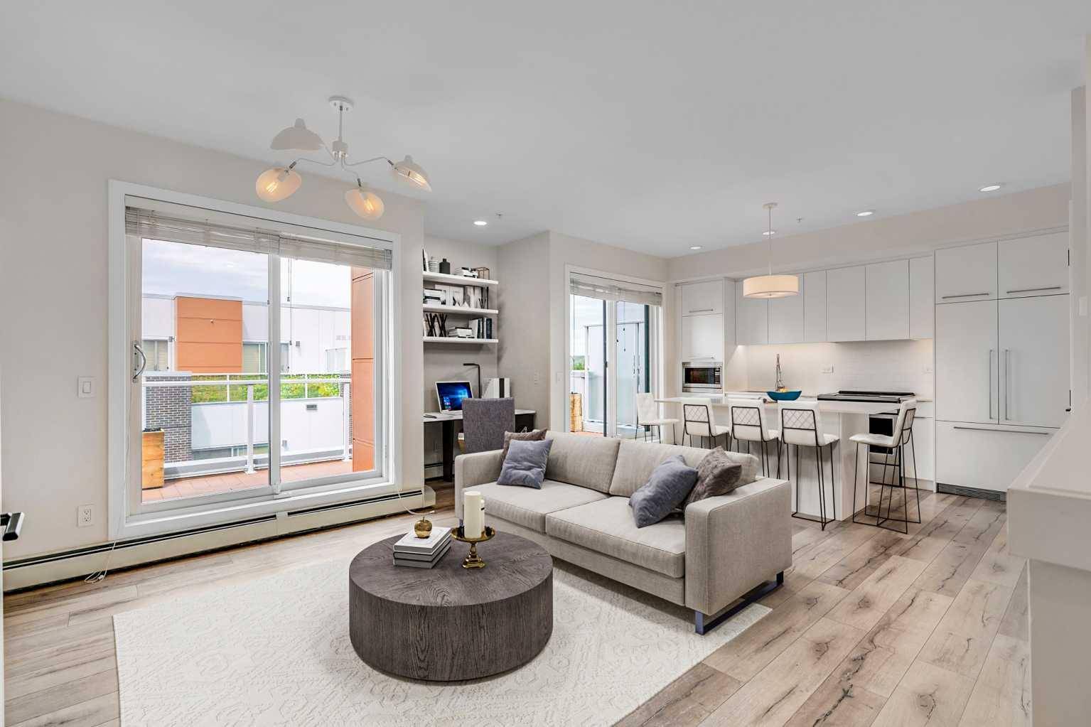 Calgary, AB T3B 6H4,3130 Thirsk ST NW #417