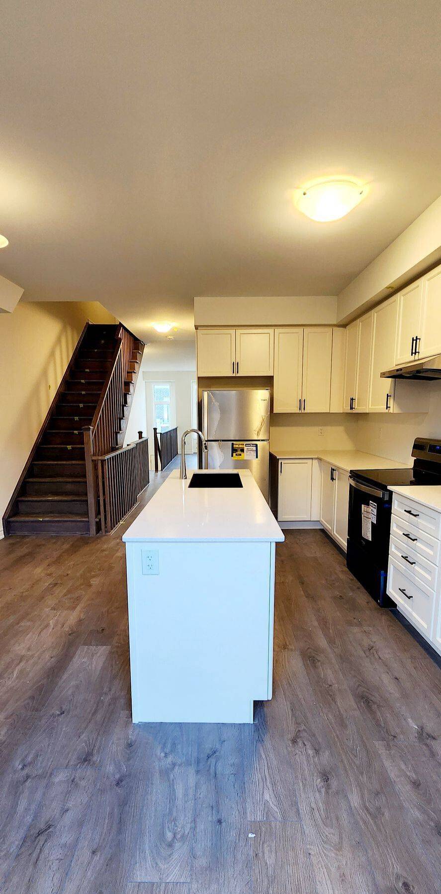 Oshawa, ON L1H 0A7,785 Eddystone PATH