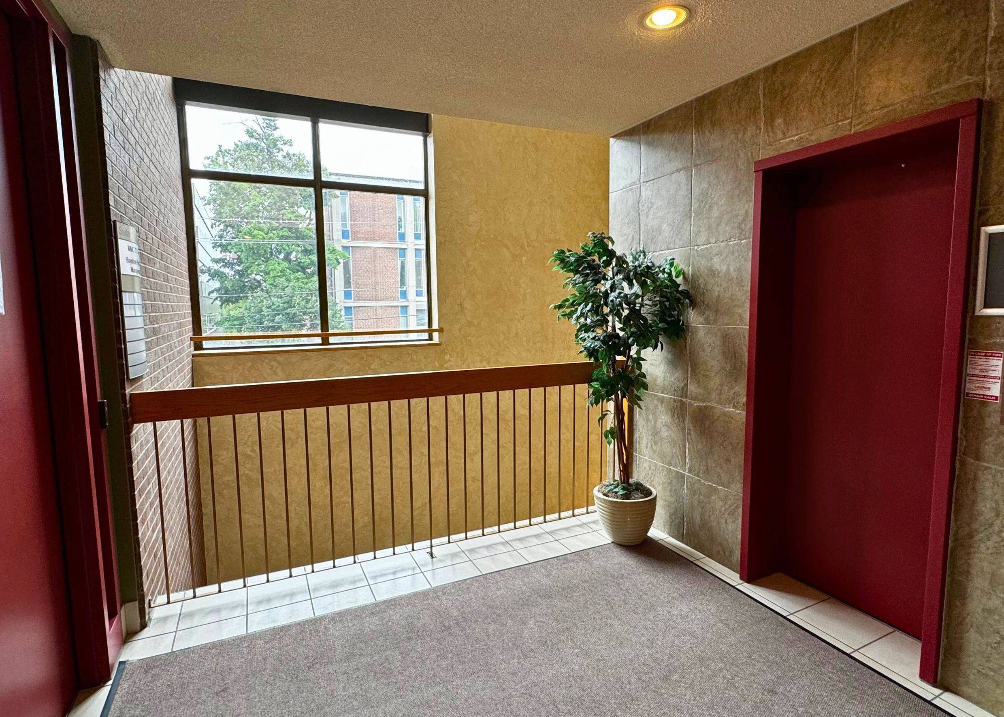 Barrie, ON L4M 3B3,135 Bayfield ST #100
