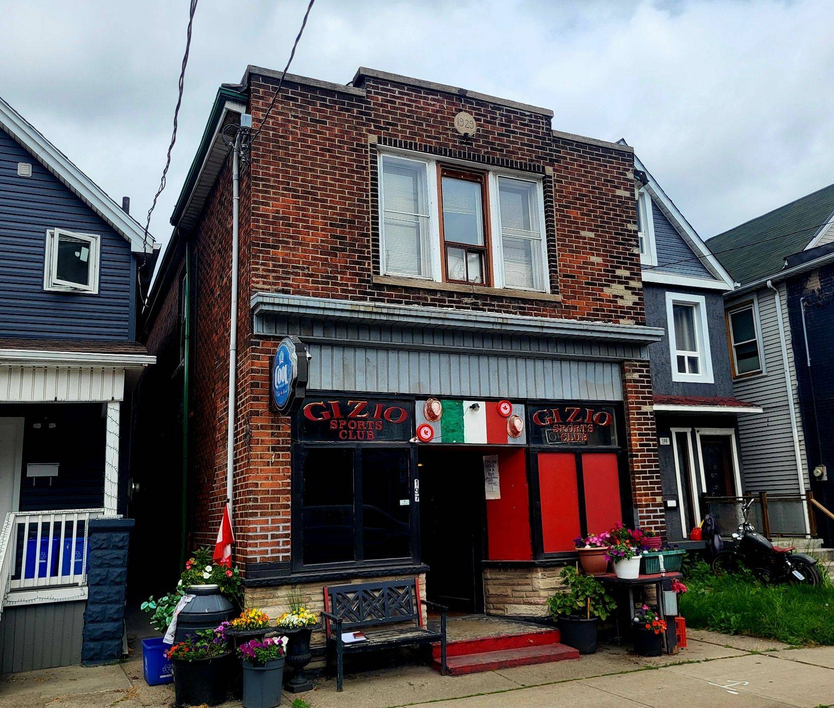 197 Sherman AVE N, Hamilton, ON L8L 6M8