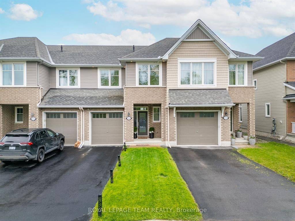 104 Helen Rapp WAY, Blossom Park - Airport And Area, ON K1T 0N4