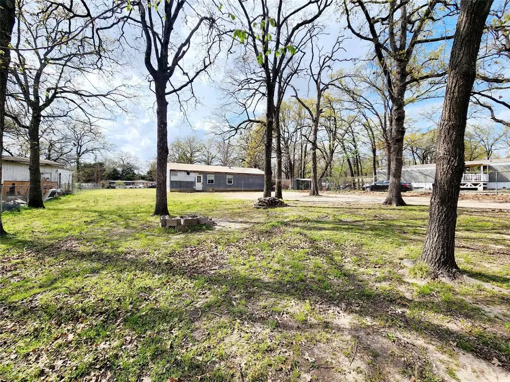 Gun Barrel City, TX 75156,215 Southland Drive