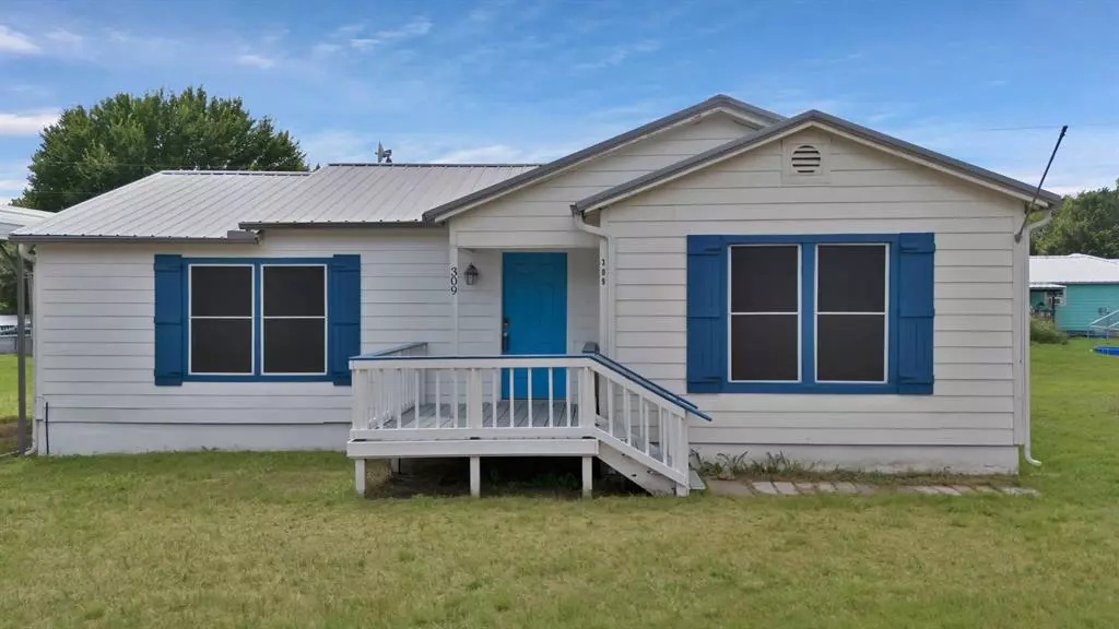 Azle, TX 76020,309 Spring Valley Circle