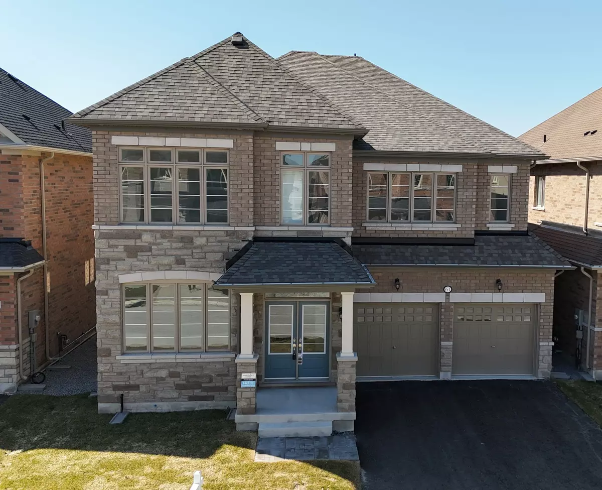 Georgina, ON L4P 0T1,61 Bud Leggett CRES