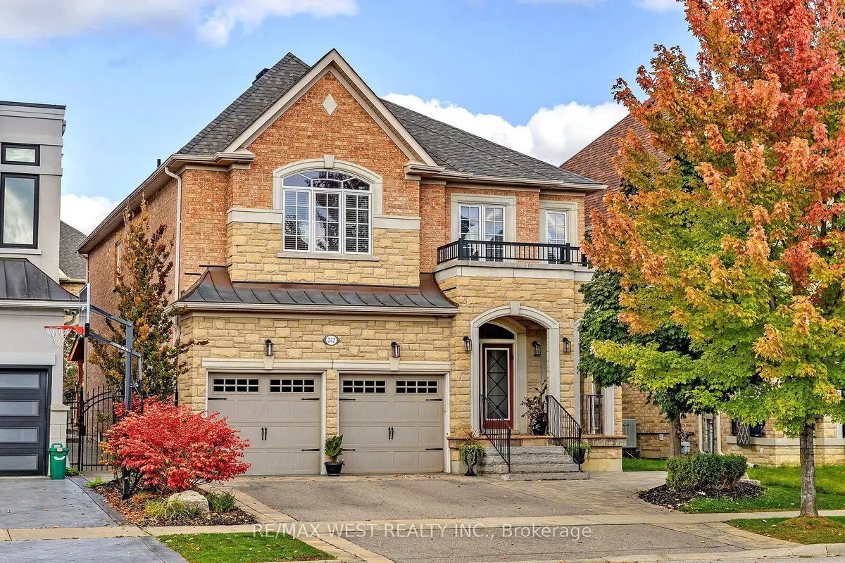 242 Marc Santi BLVD, Vaughan, ON L6A 0K8