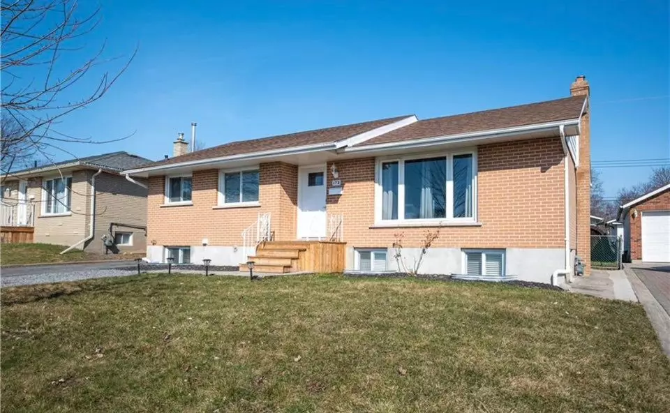 Kingston, ON K7K 2X3,172 Morenz CRES