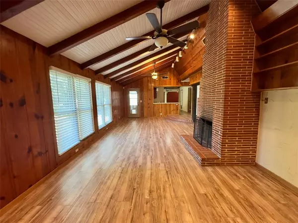 Comanche, TX 76442,903 W Wrights