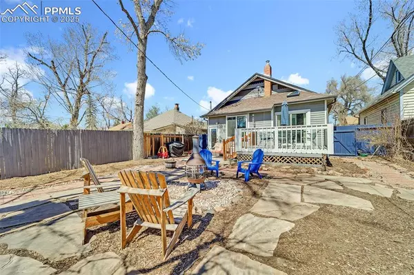 829 E Cache La Poudre ST Colorado Springs, CO 80903